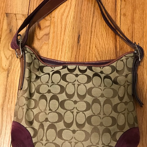 Coach bag with metal coach tag - Picture 4 of 8